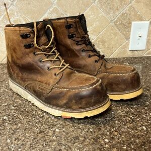 Brunt safety toe boot
